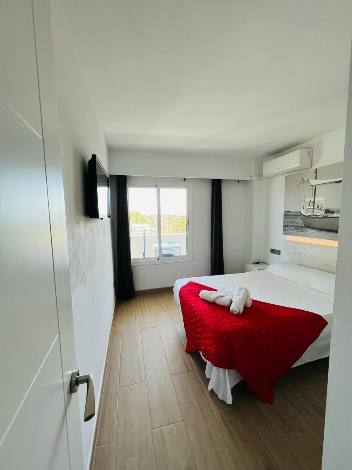 Bright Apartment In Puerto Alcudia Port de Alcudia  Exterior foto