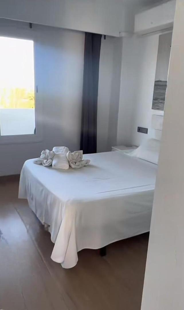 Bright Apartment In Puerto Alcudia Port de Alcudia  Exterior foto
